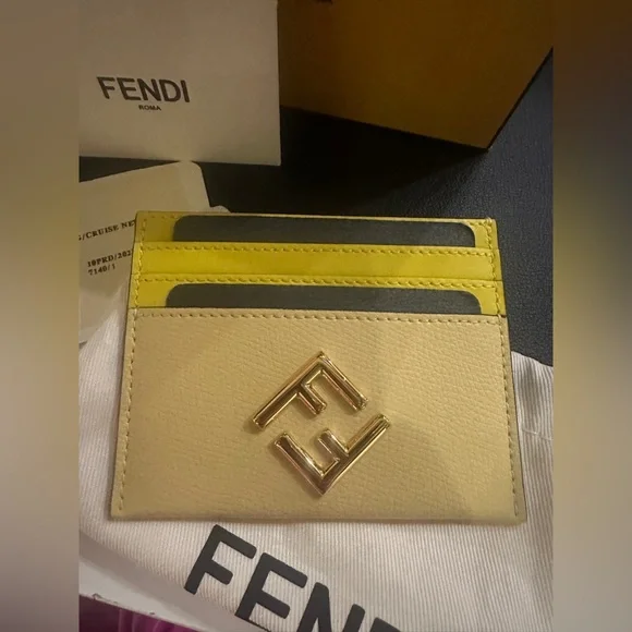 BRAND NEW AUTHENTIC FENDI FF CARD HOLDER - LIMITED EDITION - Picture 6 of 7